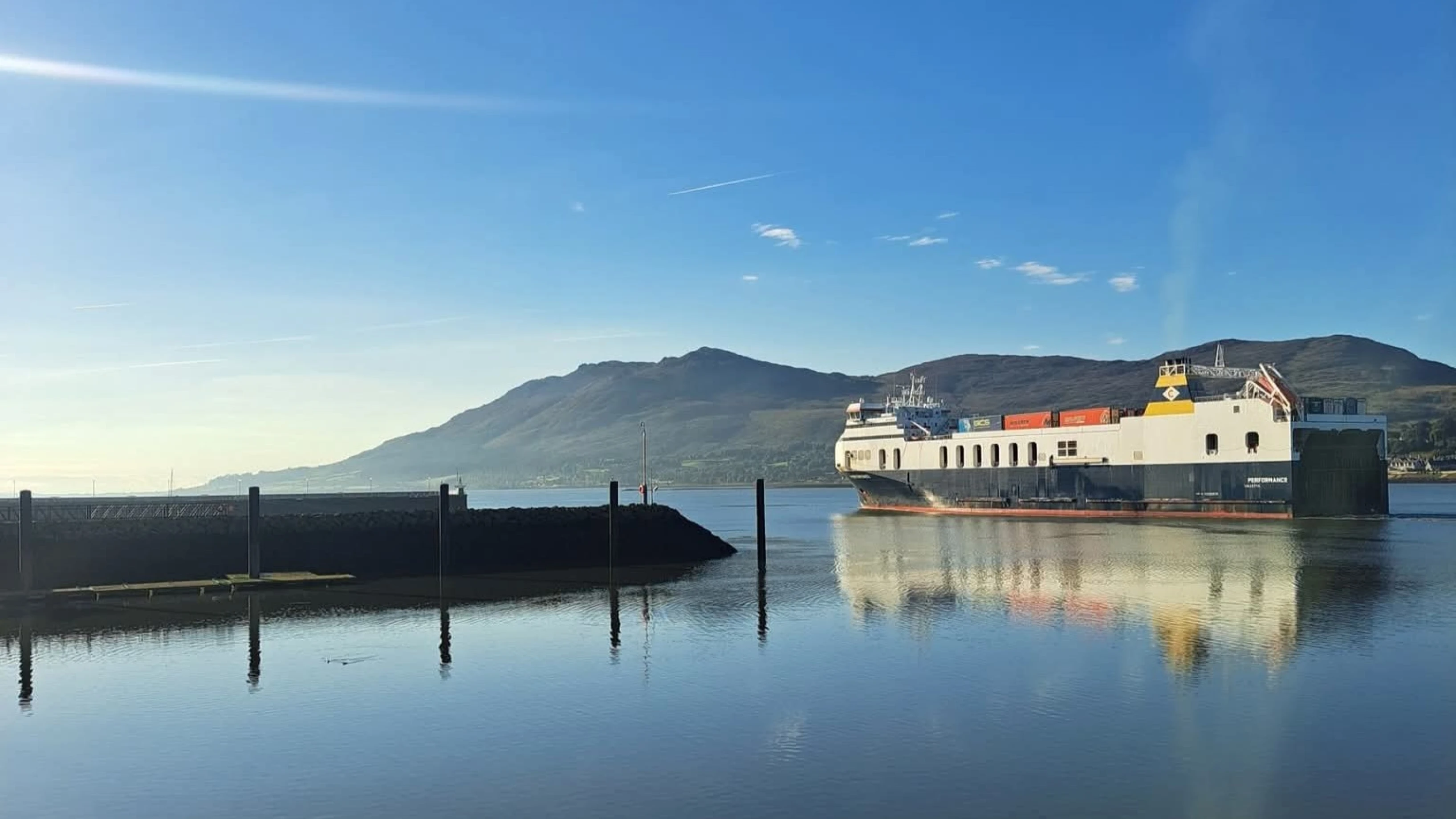 Warrenpoint Port and CLdN Sign Landmark 55-Year Operating Agreement